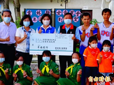 雲林縣女童軍會義賣蛋糕賺13萬 全贈華聖啟能發展中心