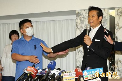 徐乃麟記者會自清「假賣屋真詐財」 反被控洩個資獲不起訴