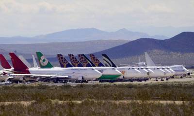 外籍航空頻裁員 台籍空服、機師逃回台