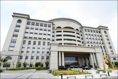 「靠北」大逆轉 二審改判無罪