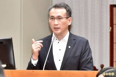 柯文哲稱美國「給小弟安家費」 鄭運鵬狠酸：難怪中國這麼優待你