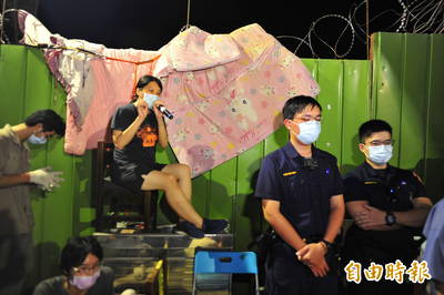 南鐵東移又爆衝突警掛彩 方仰寧坐鎮指揮急調支援