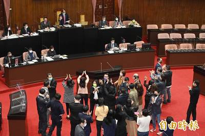 立法院總預算過關 民進黨感謝朝野黨團