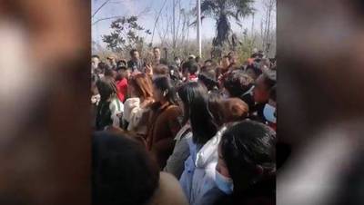 中國相親大會驚見「5女對百男」 媒婆：有車有房只是基本配備