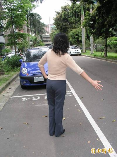他衰碰「人肉佔車位」還挨嗆「哪條法律不准」 網友法條專業支援