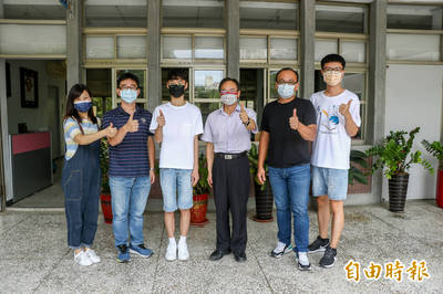 宜蘭羅東國中陳宥潾會考滿級分列全國榜首 想朝化學領域發展