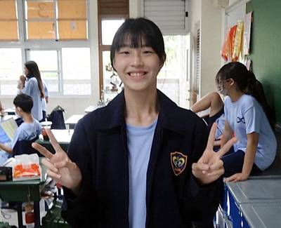 高雄五福國中會考22人5科A++ 罕病兒忍痛苦讀拿5A