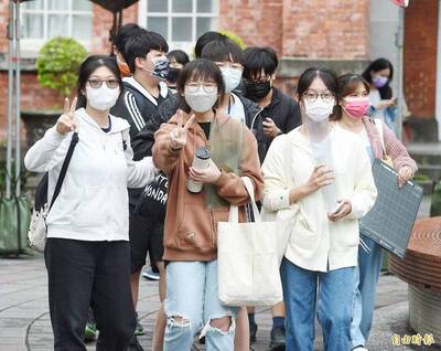 高中職免試入學今放榜 上午11時上網查詢