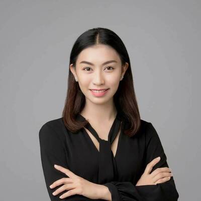 彰市長選舉同面孔3搶1  「女王蜂」黃玉芬嘆被扯後腿