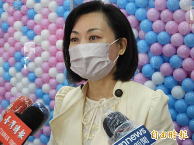 4月說要交棒又反悔了 國民黨高市議員陳麗娜今由助理代登記參選