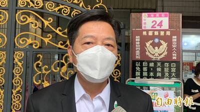 不滿遭爆料批評 鄭寶清宣布提告四叉貓、鄭弘儀、藍士博