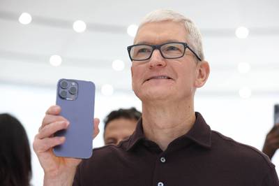 0元購iPhone 14！四大電信資費出爐 深紫色最熱門