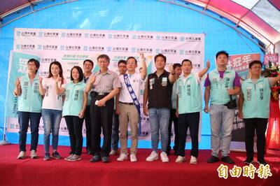 民眾黨竹北市長參選人林冠年總部成立 柯文哲站台助講