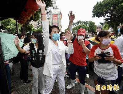 健康政見挨批「拼裝車」 黃珊珊嗆陳時中政見才是「大雜燴」