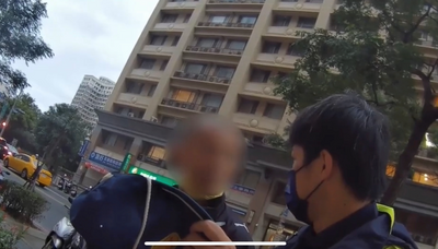 男子偷手機遭逮 警揪帽中藏毒竟扯栽贓