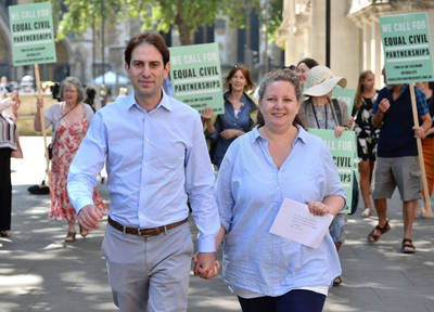 謠言終結站》網傳美法院同意近親結婚？ 查核中心：純屬虛構