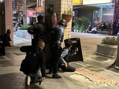 艋舺今晚連2起槍擊案 1警3民中槍送醫急救