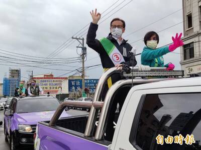 劉世芳陪鄭運鵬車隊掃街 籲「不要選跟韓粉或韓國瑜一樣的人選」