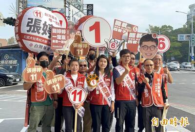 本土民主派傳承 台灣南社陪基進高雄站路口拜票