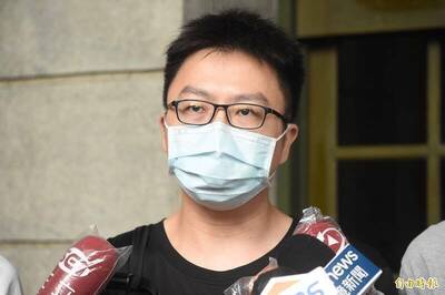 恩恩爸告新北市府國賠1元首開庭 辯護人︰考慮對監院提行政訴訟