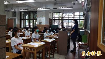 代理教師徵不滿 北市教育局：考上正式教師或返鄉任教