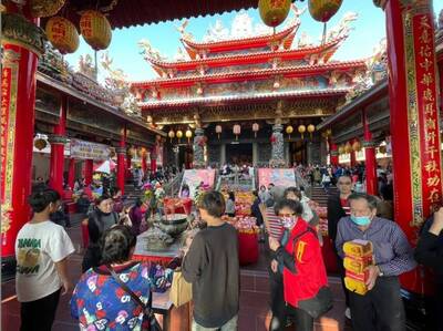 「龍」來走春！  台南廟宇初二逾75萬人次參拜
