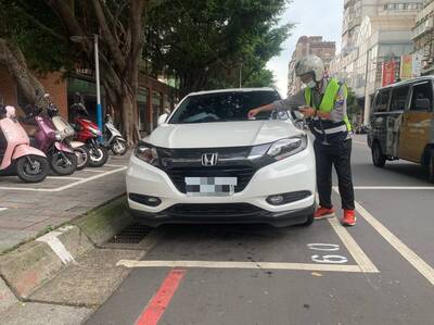 明天上班車潮增！新北調撥車道恢復 計程車停止加成收費