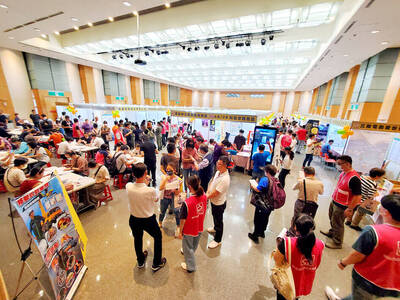 《TAIPEI TIMES》Unemployment rate edges down to 3.31％: DGBAS