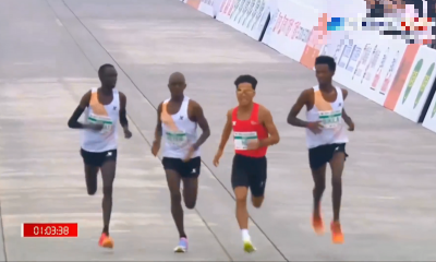 小粉紅惹不起？北京半馬傳放水 非洲強將護送「中國第一」