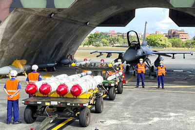 《TAIPEI TIMES》US lawmakers seek expedited arms deliveries