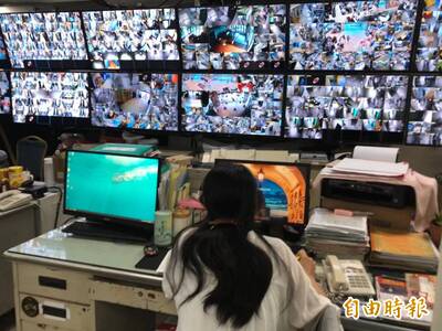 社區保全「上班打電動」月入42K 他曝1原因不怕沒工作