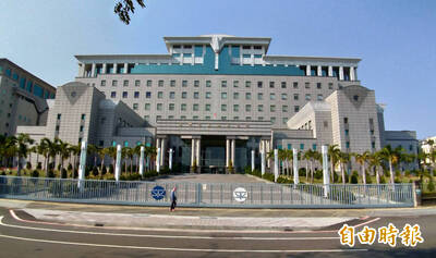 台南應召站賣身4少女實酬一半以下 防警盯靠這招