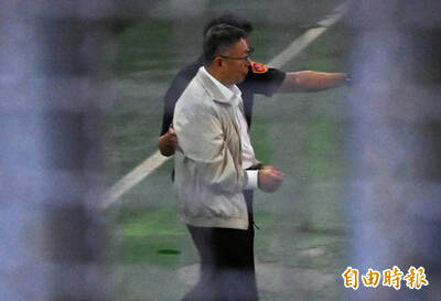 獨家》柯文哲親筆批示京華城案「越快越好」公務員嚇壞影印自保成關鍵鐵證