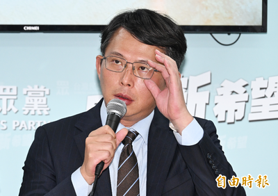 黃國昌扯綠營掌握憲法法庭 林智群批亂扣帽：真的是誤人子弟！