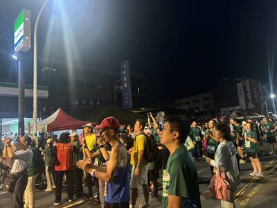 嘉義國際啤酒馬拉松4千人報名 張博雅、蔡壁如鳴槍 嘉義國際啤酒馬拉松4千人報名 張博雅、蔡壁如鳴槍