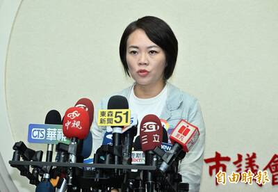 柯文哲貼身帳房「橘子」傳滯留日本 簡舒培：柯家公子也在那