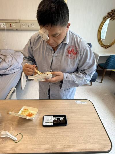 未衝突卻眼睛出血 藍委吳宗憲玻璃體破裂緊急動刀