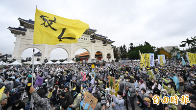 釘孤枝現場狂遭「1群人」認出 八炯笑稱：他們到底有多少人