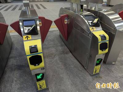 台北捷運更新1396台閘門  年底可使用手機直接進站