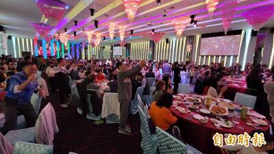 史上最短尾牙！餐廳限時90分鐘趕人 停車場也「補一刀」