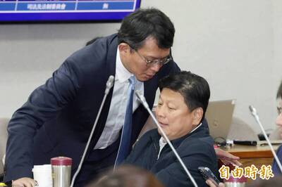 藍白亂砍預算「通刪」林智群：黃國昌沒空審預算，只搞違憲法案、聲援柯文哲