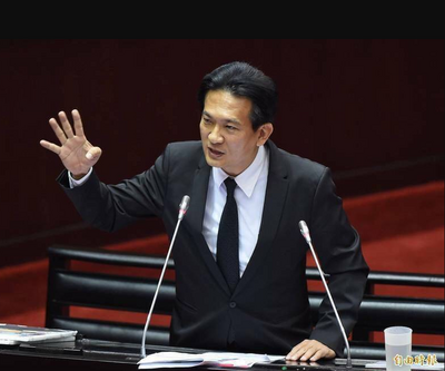 吳春城力推「壯世代」遭疑自肥  林俊憲：新會期就提案廢止