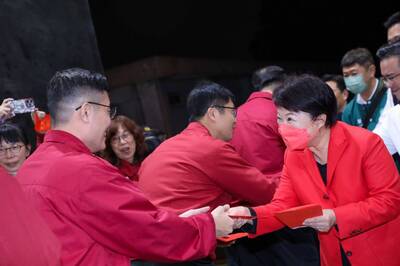 約聘人員年後恐失業 吳靜怡：藍白發紅包袋時沒想到讓多少人難過年