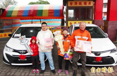 東石港口宮博汽車 PK賽擲出8聖筊還出現「立筊」