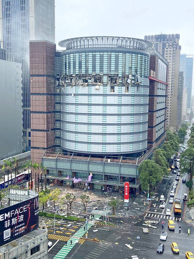 《TAIPEI TIMES》 Four killed in Taichung mall explosion