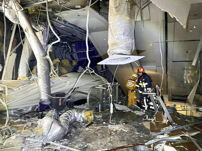 《TAIPEI TIMES》Renovations examined after mall blast