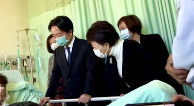賴清德探視新光三越爆炸傷者 工地保全、機電員工曝「受到驚嚇」