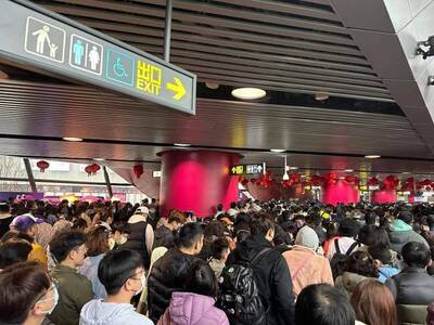 畫面曝光！台灣燈會塞爆網炸鍋 黃瓊慧：有媽媽帶小孩擠到快窒息