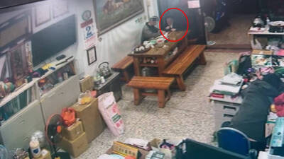 台中男遇詐痛噴百萬反擊 大膽女車手約面交...栽在里長伯服務處