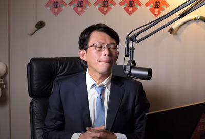 柯文哲父逝 黃國昌直播哽咽：柯家人為台灣承擔了很多事情